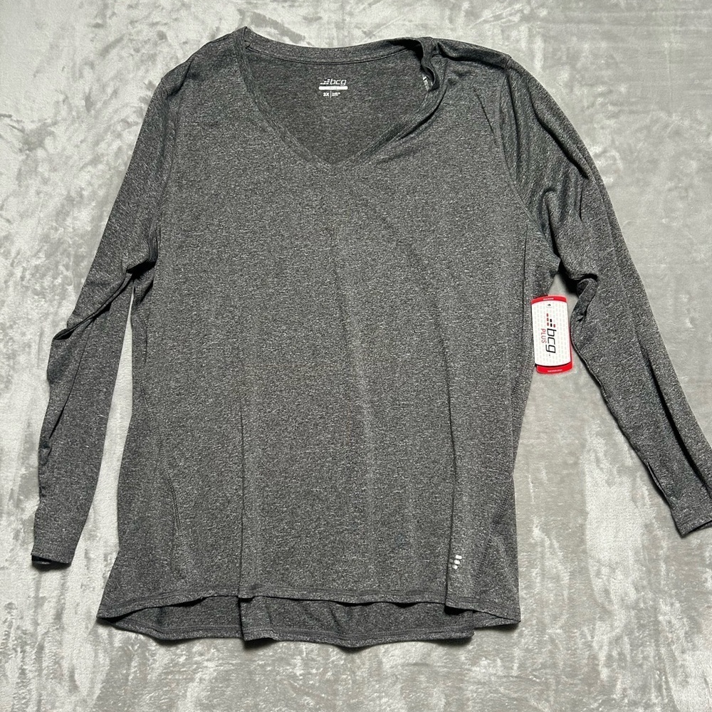 BCG Long Sleeve Top Women’s 2X Grey Heathered V Neck Thumbholes